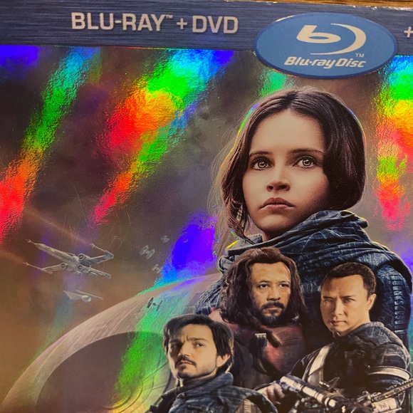 New in Package BluRay DVD A Rogue Story Star Wars - Picture 3 of 9